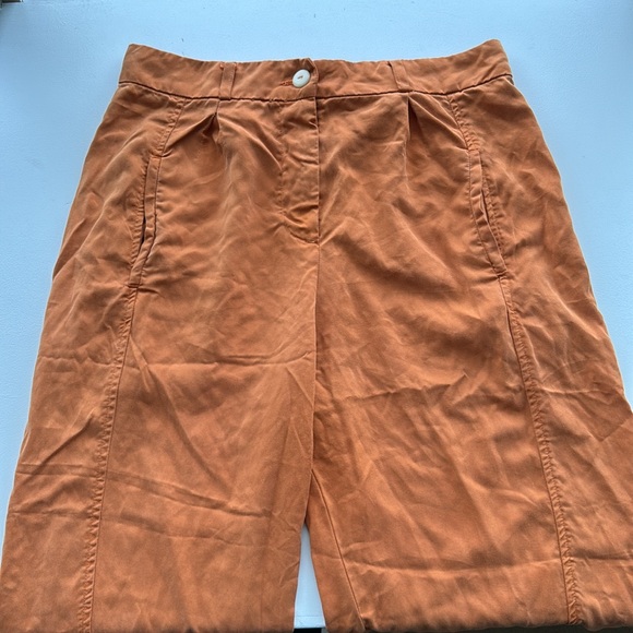 Back Beat Co Wide Leg Pleated Tencel Trousers - Picture 2 of 4